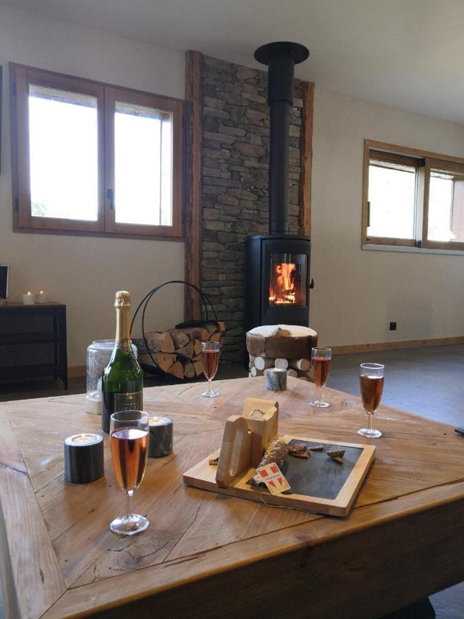 Chez Lucienne, Jacuzzi Et Sauna Samoëns Esterno foto