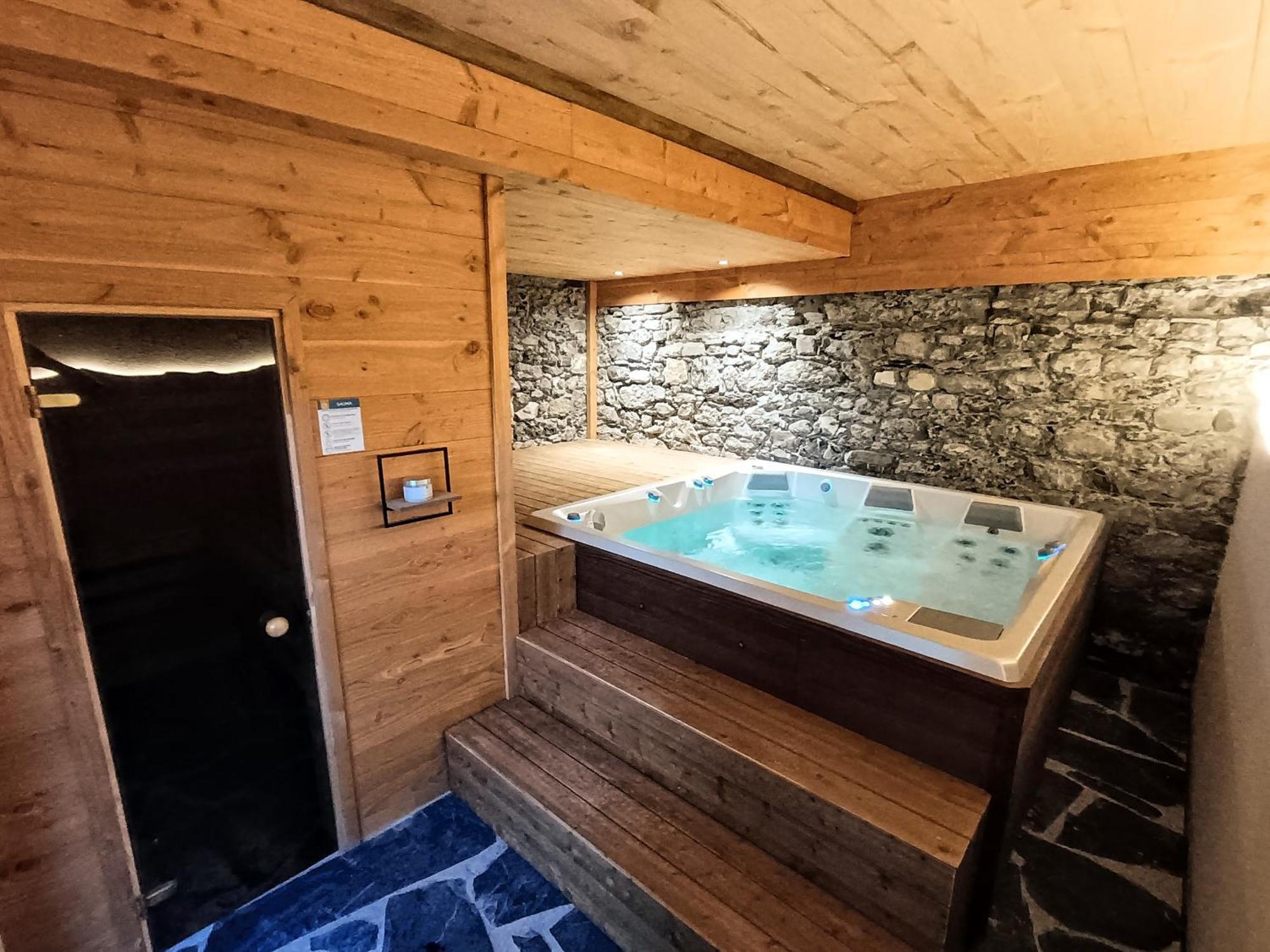Chez Lucienne, Jacuzzi Et Sauna Samoëns Esterno foto